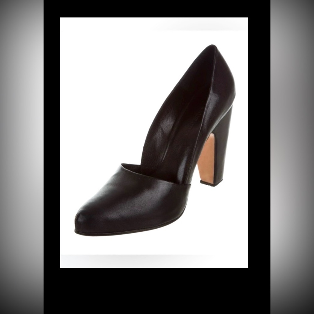 Rachel Comey Solitaire Black Leather Pumps Pointed Toes Block Heels Size 6 NWOT